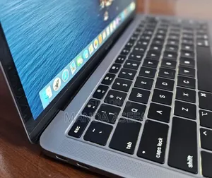 New Laptop Apple MacBook Air 2019 8GB Intel Core I5 SSD 128GB