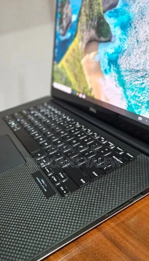 New Laptop Dell XPS 15 16GB Intel Core I7 SSD 512GB