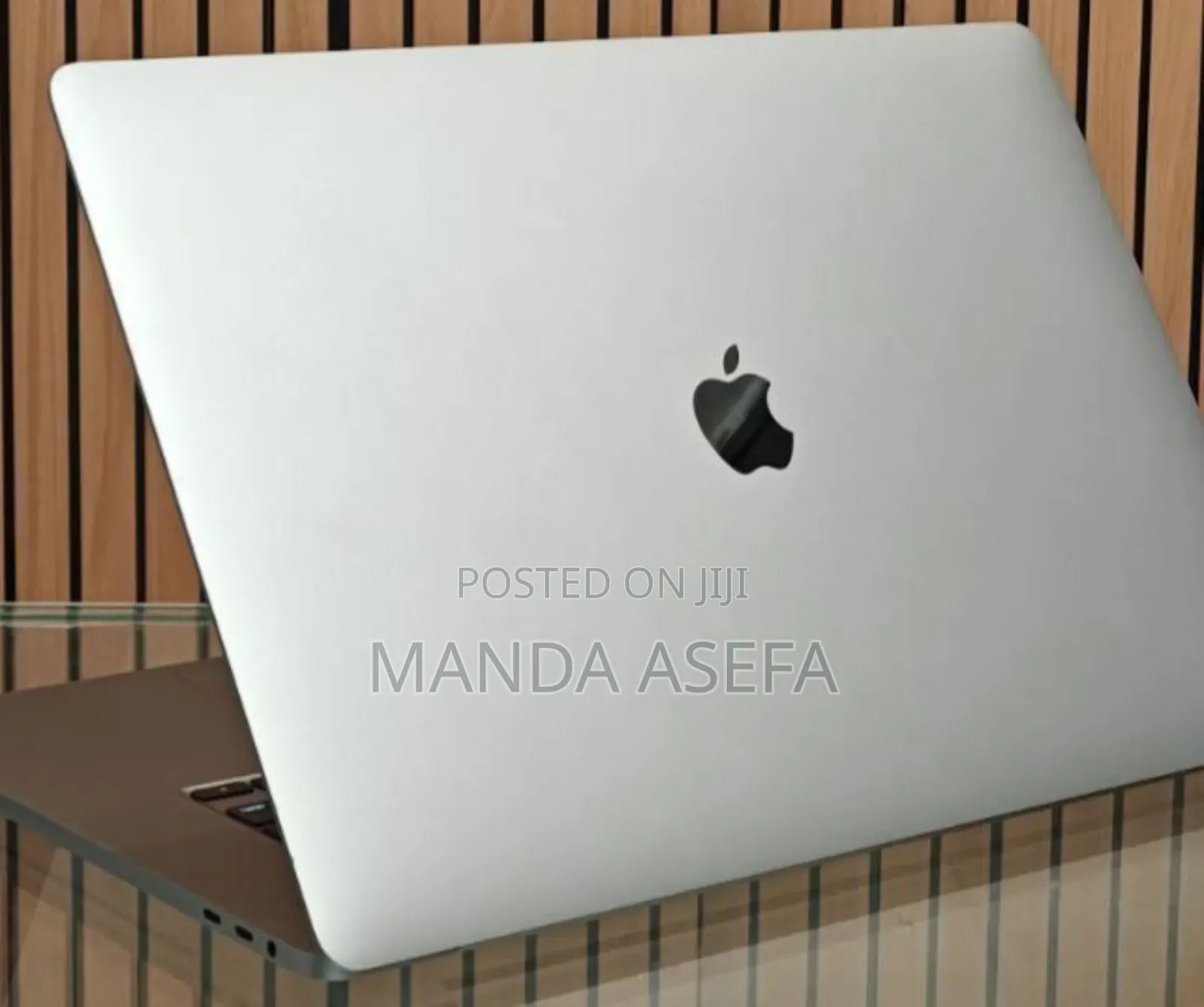 New Laptop Apple MacBook Pro 2019 16GB Intel Core I7 SSD 512GB