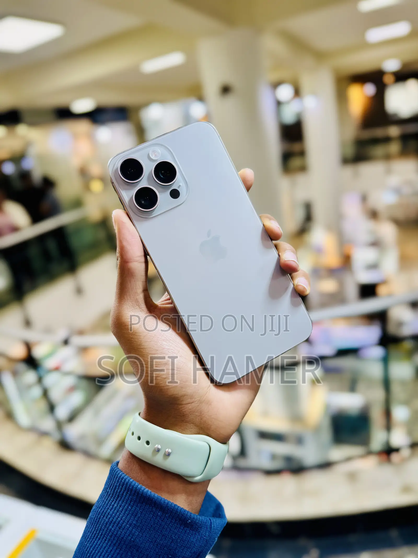 New Apple iPhone 15 Pro Max 256 GB Silver