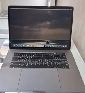 New Laptop Apple MacBook Pro 2019 32GB Intel Core I9 SSD 512GB