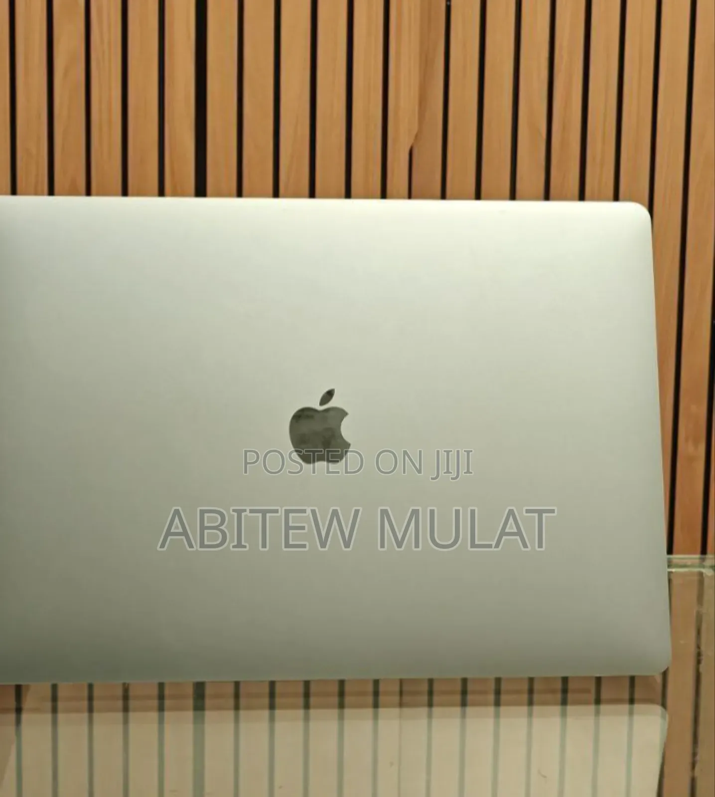 New Laptop Apple MacBook Pro 2019 16GB Intel Core I7 SSD 512GB