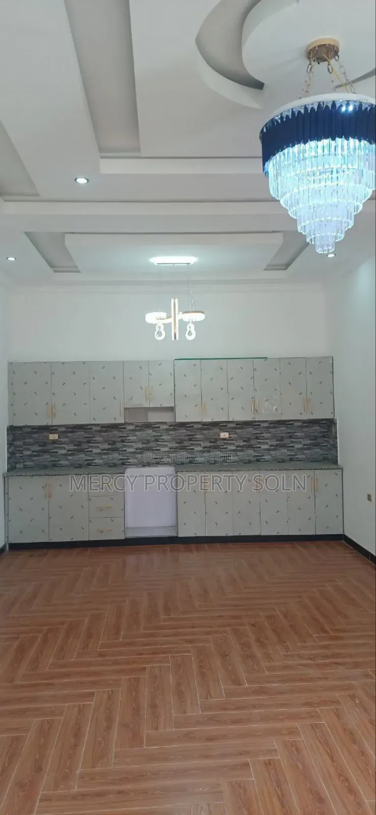 Furnished 5bdrm House in Bole for sale