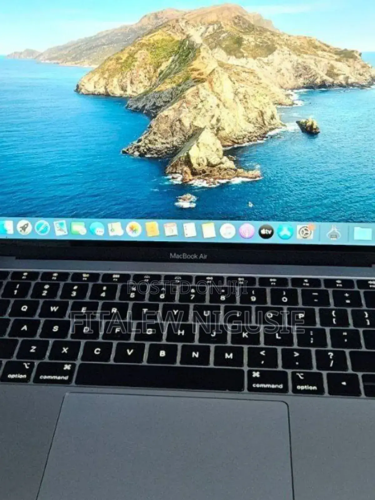 New Laptop Apple MacBook Air 2019 8GB Intel Core I5 SSD 256GB