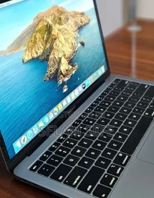 New Laptop Apple MacBook Air 2019 8GB Intel Core I5 SSD 256GB