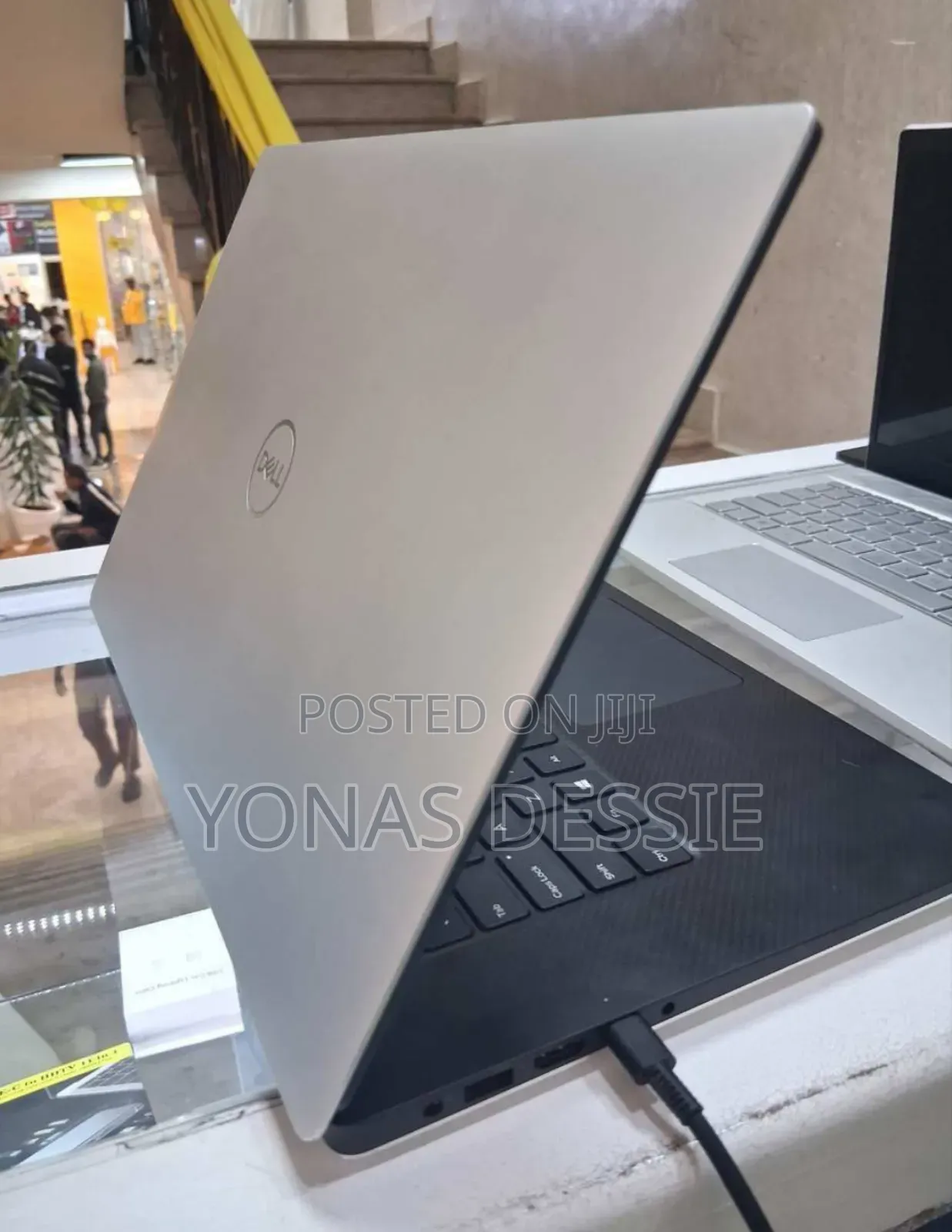 New Laptop Dell Precision 15 M3510 16GB Intel Core I7 SSD 512GB