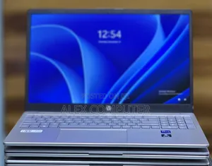 New Laptop HP Stream Notebook 16GB Intel Core I7 SSD 512GB