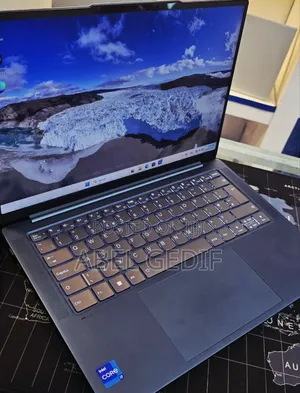 New Laptop Lenovo 16GB Intel Core I7 SSD 512GB