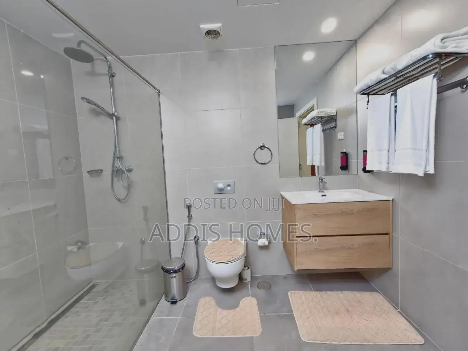 Furnished 4bdrm Apartment in Bole for rent