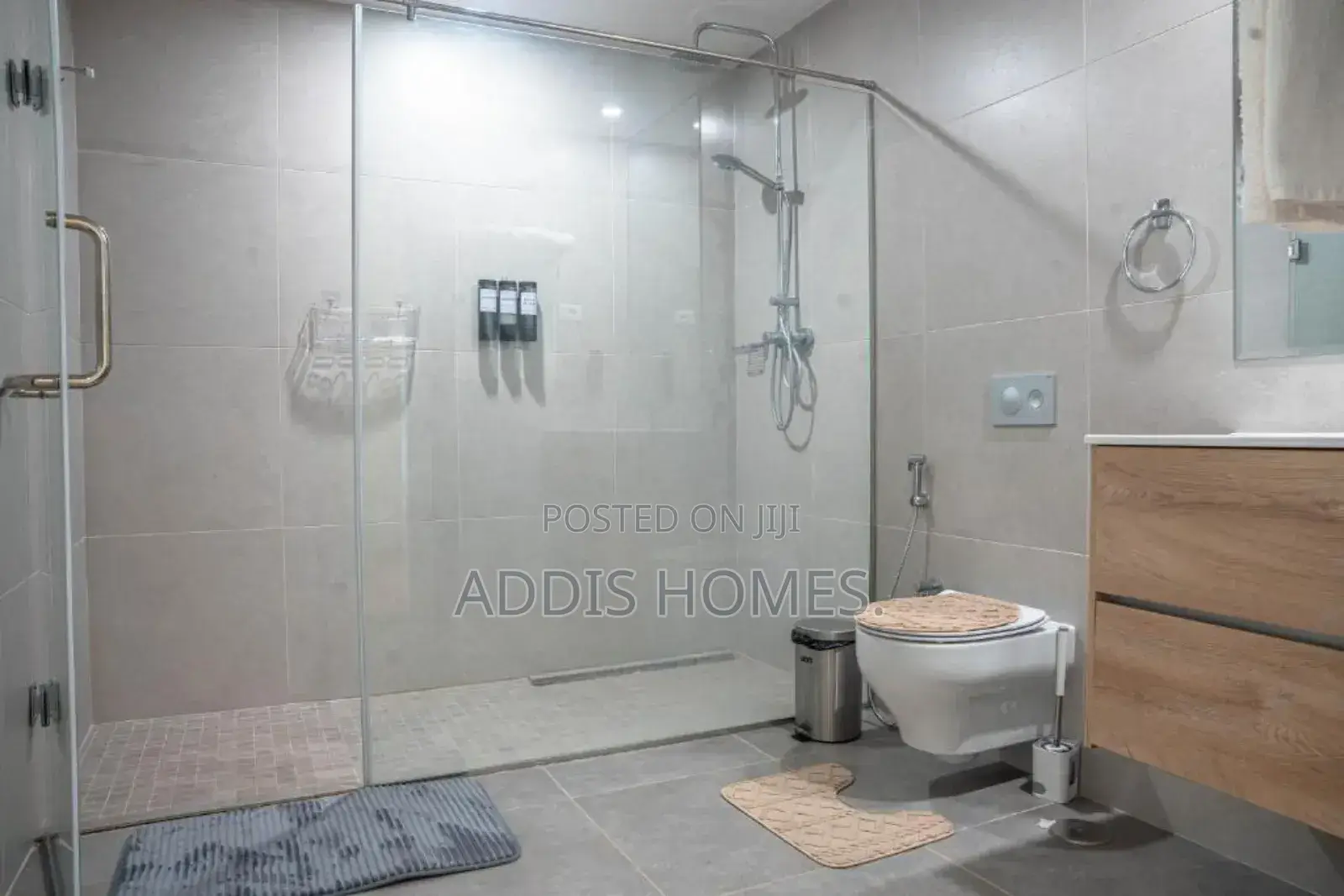 Furnished 4bdrm Apartment in Bole for rent