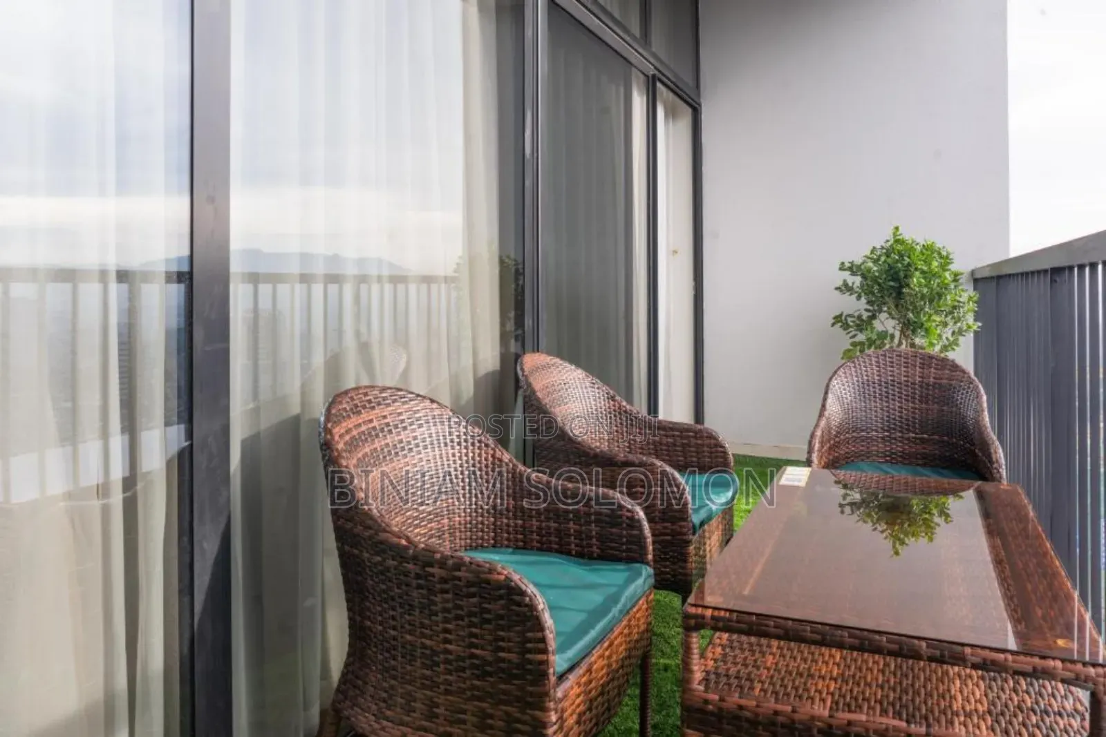 Furnished 4bdrm Apartment in Bole for rent