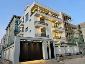 ሰሚት ፍየል ቤት G+3 275 ካሬ በ 80 ሚሊዮን ድርድር አለው