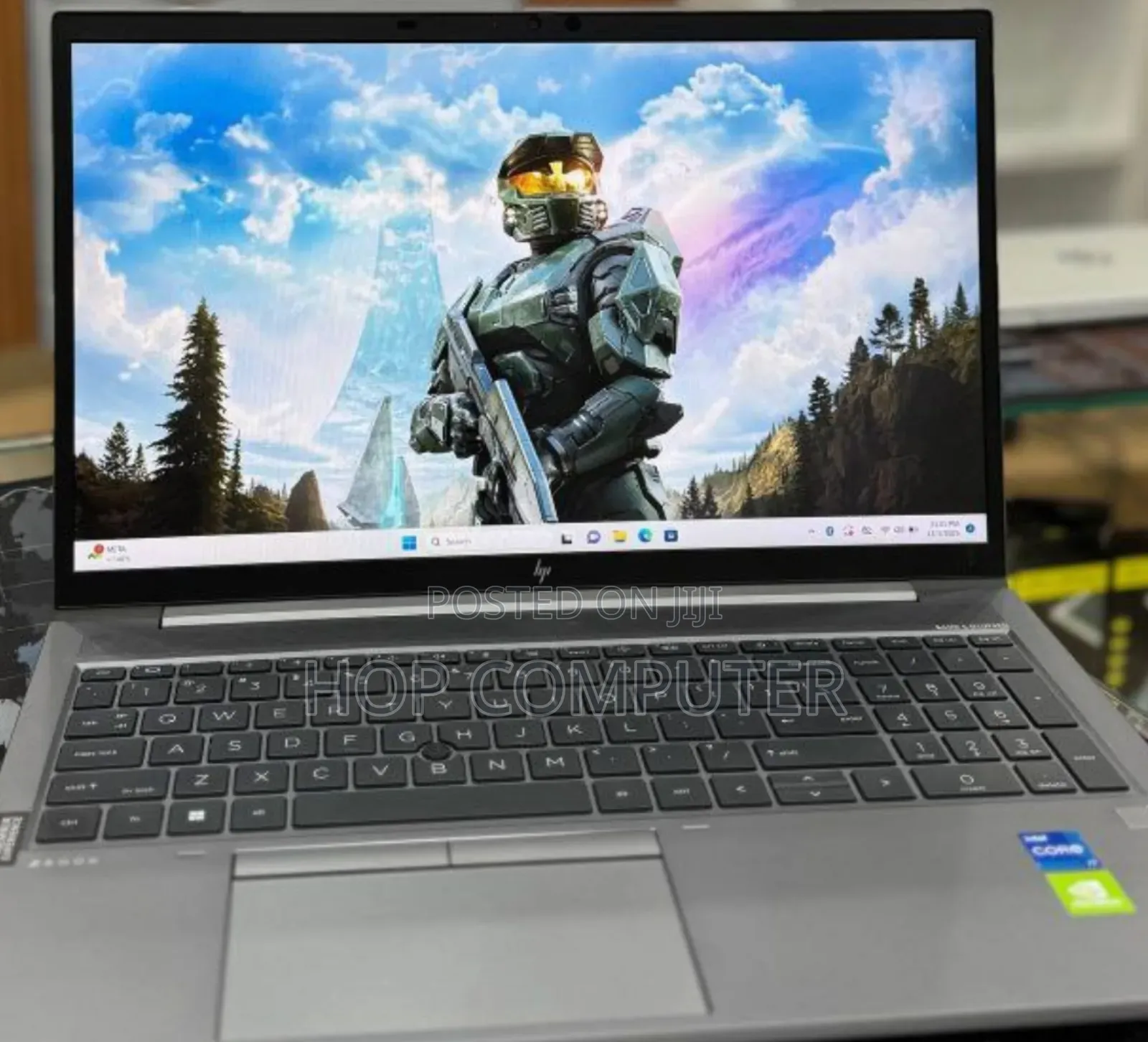 New Laptop HP ZBook Firefly G8 16GB Intel Core I7 SSD 512GB