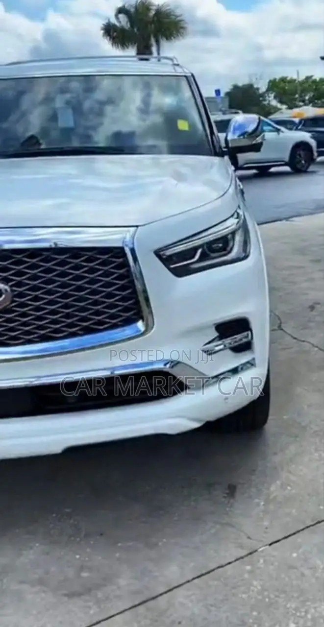 Infiniti QX80 PREMIUM SELECT 2021 White