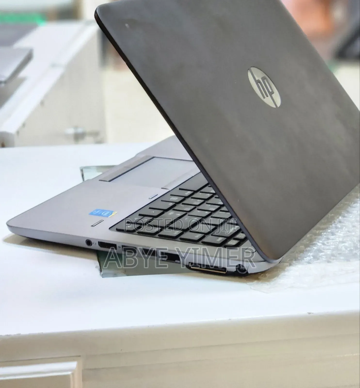 New Laptop HP EliteBook 840 G2 4GB Intel Core I5 SSD 500GB