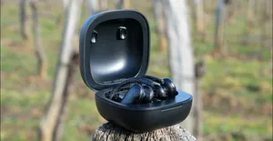 Photo - Aukey Ep-T32 Earbuds