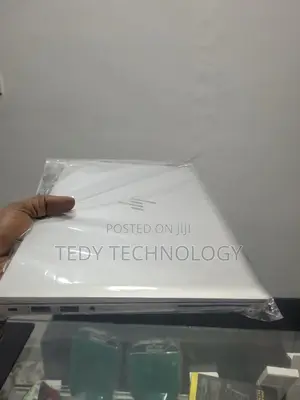 New Laptop HP EliteBook 830 G7 16GB Intel Core I5 SSD 512GB