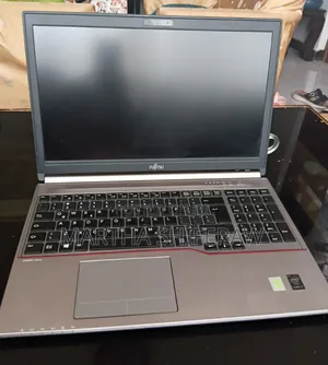 Photo - Laptop Fujitsu 8GB Intel Core I7 SSD 256GB