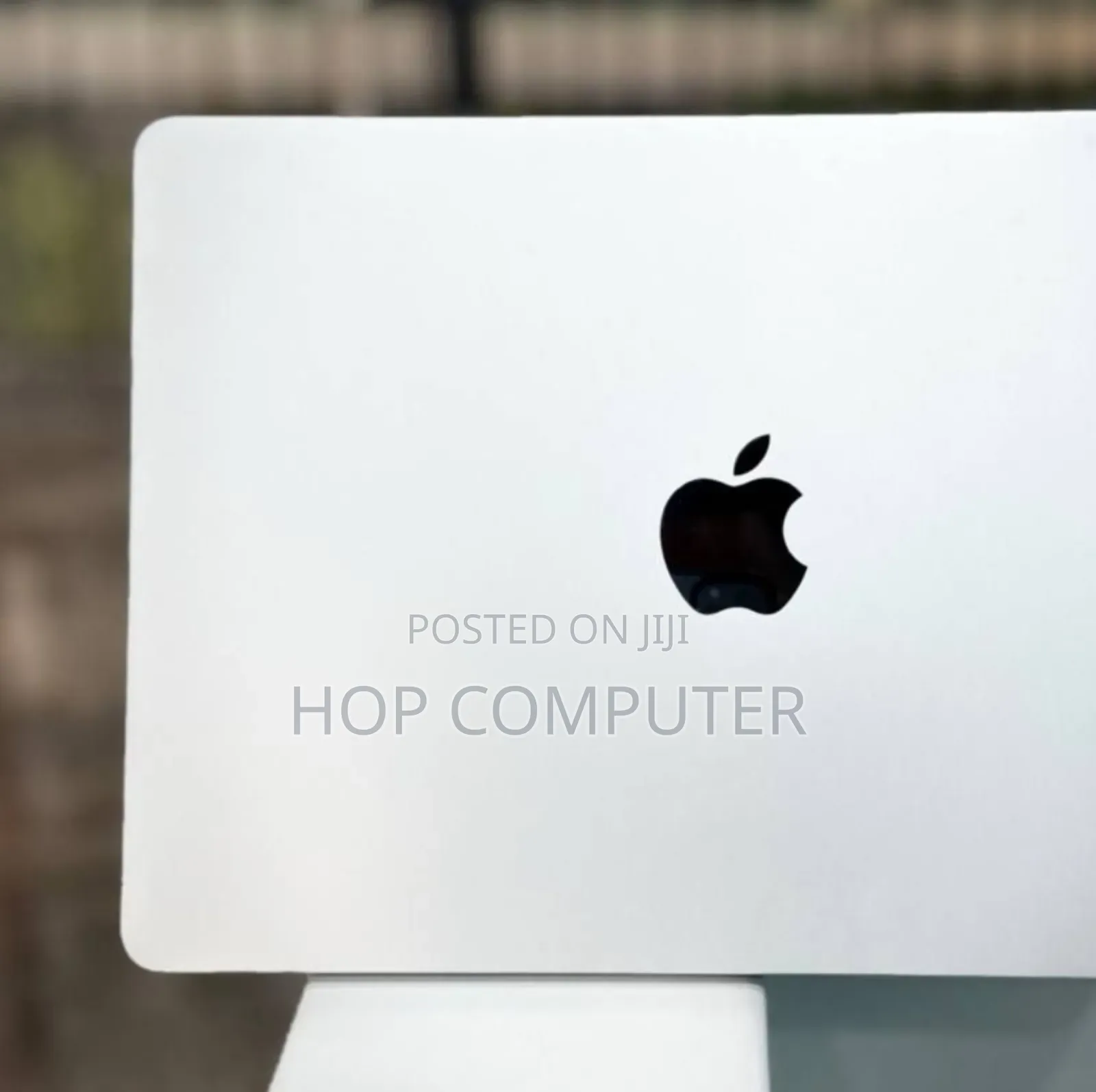 New Laptop Apple MacBook Air 2022 M2 8GB Apple M2 SSD 256GB