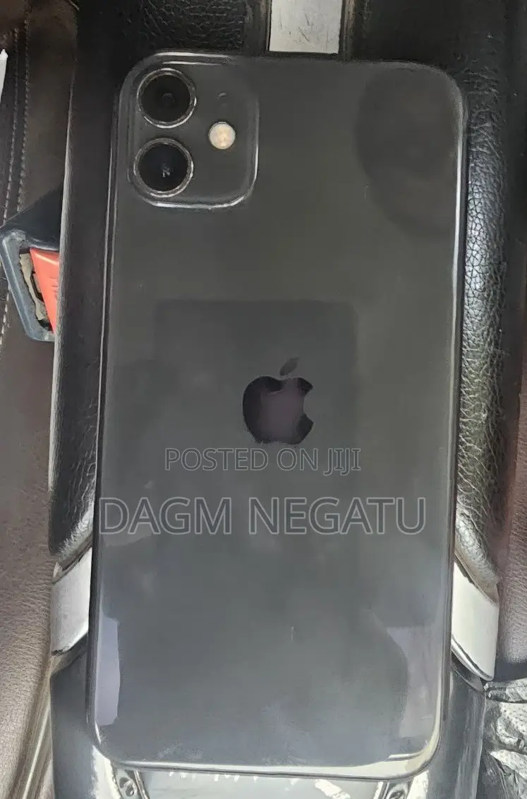 Apple iPhone 11 64 GB Black