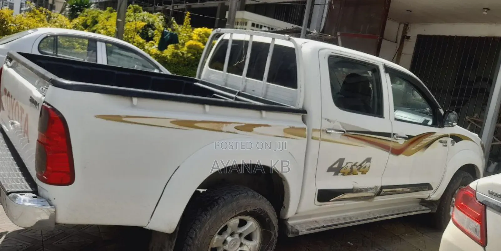 Toyota Hilux 2008 White