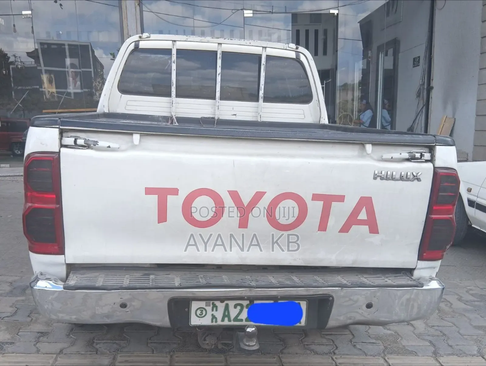 Toyota Hilux 2008 White
