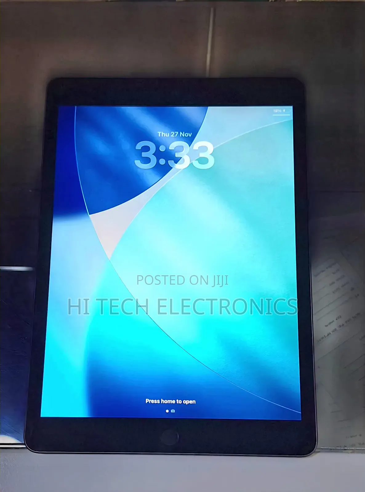 New Apple iPad 10.2 (2020) 64 GB Gray