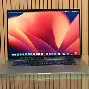 New Laptop Apple MacBook Pro 2019 16GB Intel Core I7 SSD 512GB