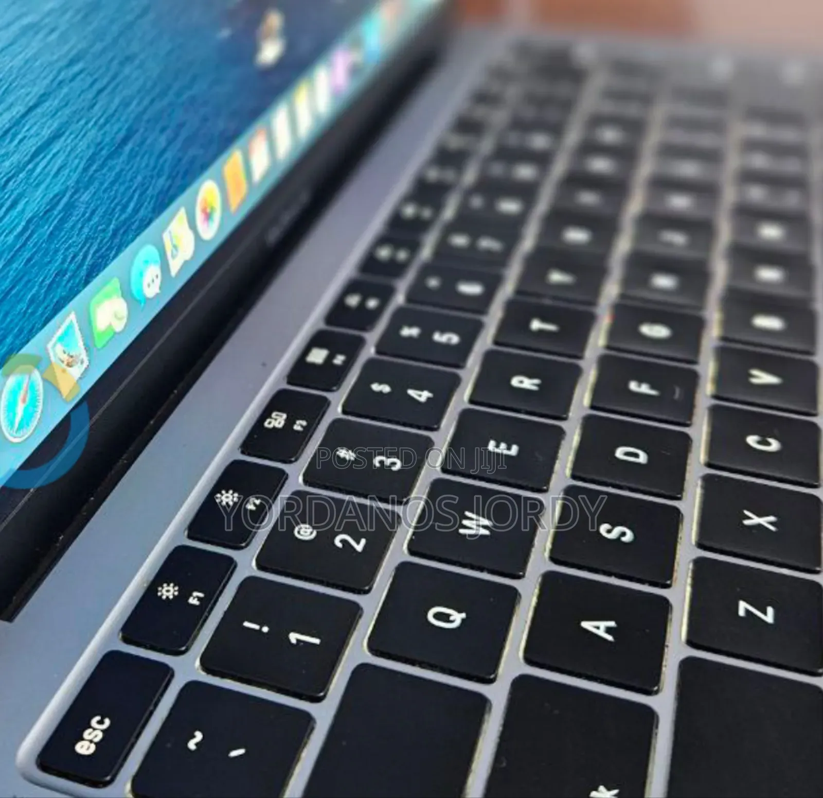 New Laptop Apple MacBook Air 2019 8GB Intel Core I5 SSD 128GB