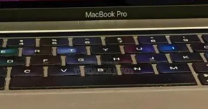 Photo - New Laptop Apple MacBook Pro 2019 16GB Intel Core I7 SSD 512GB