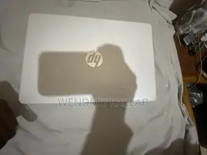 Laptop HP Stream Notebook 4GB Intel Core i9 SSD 32GB