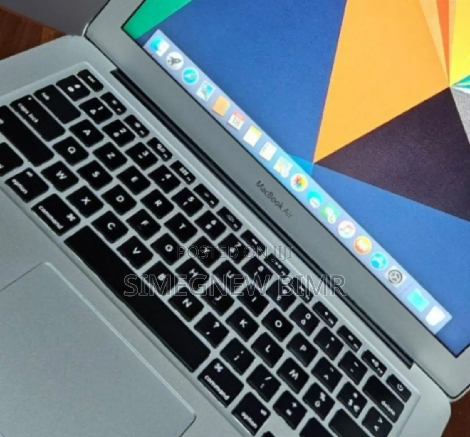 New Laptop Apple MacBook Air 2015 8GB Intel Core I5 SSD 256GB