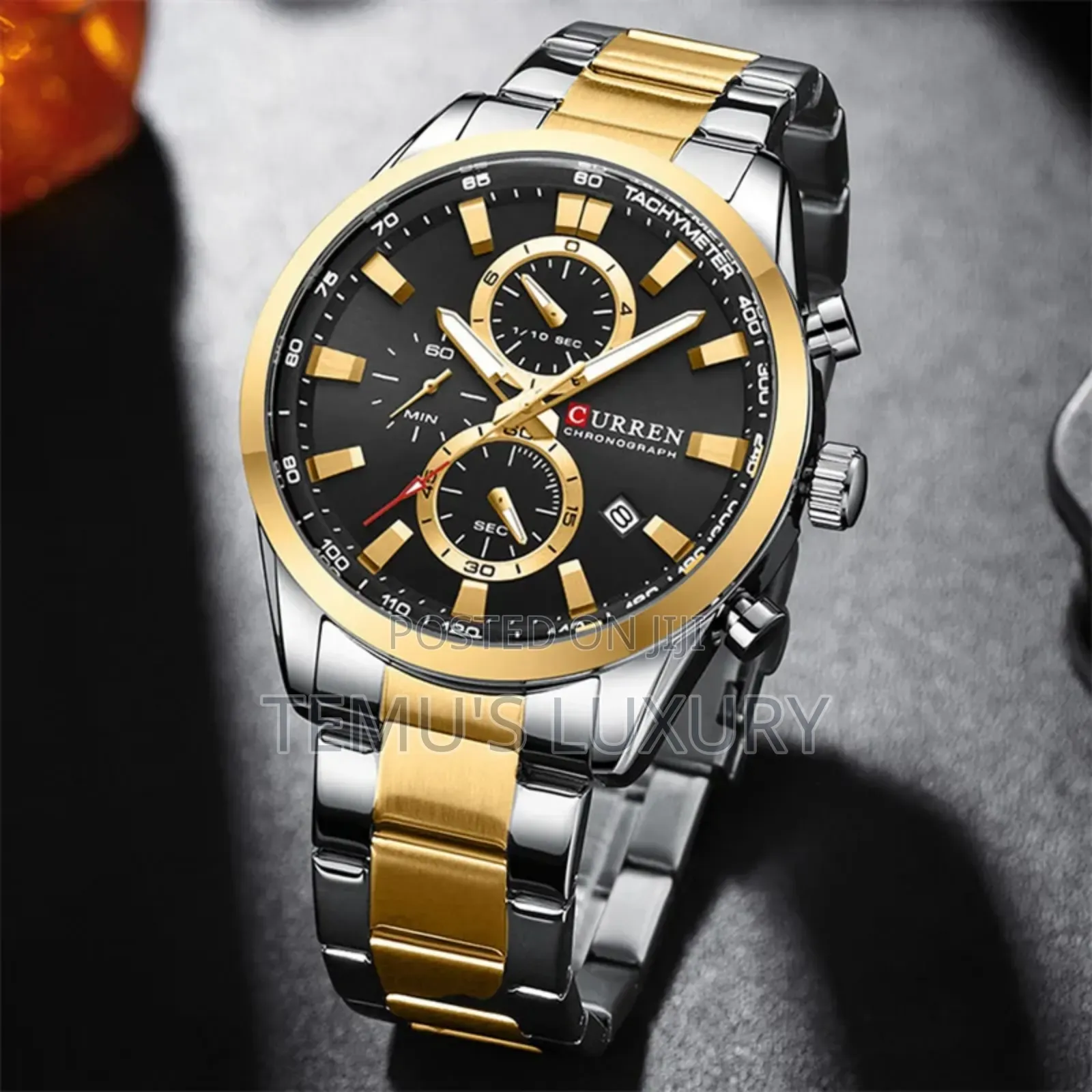 Elegant Curren Men's Black Gold Dial Quartz Wristwatch