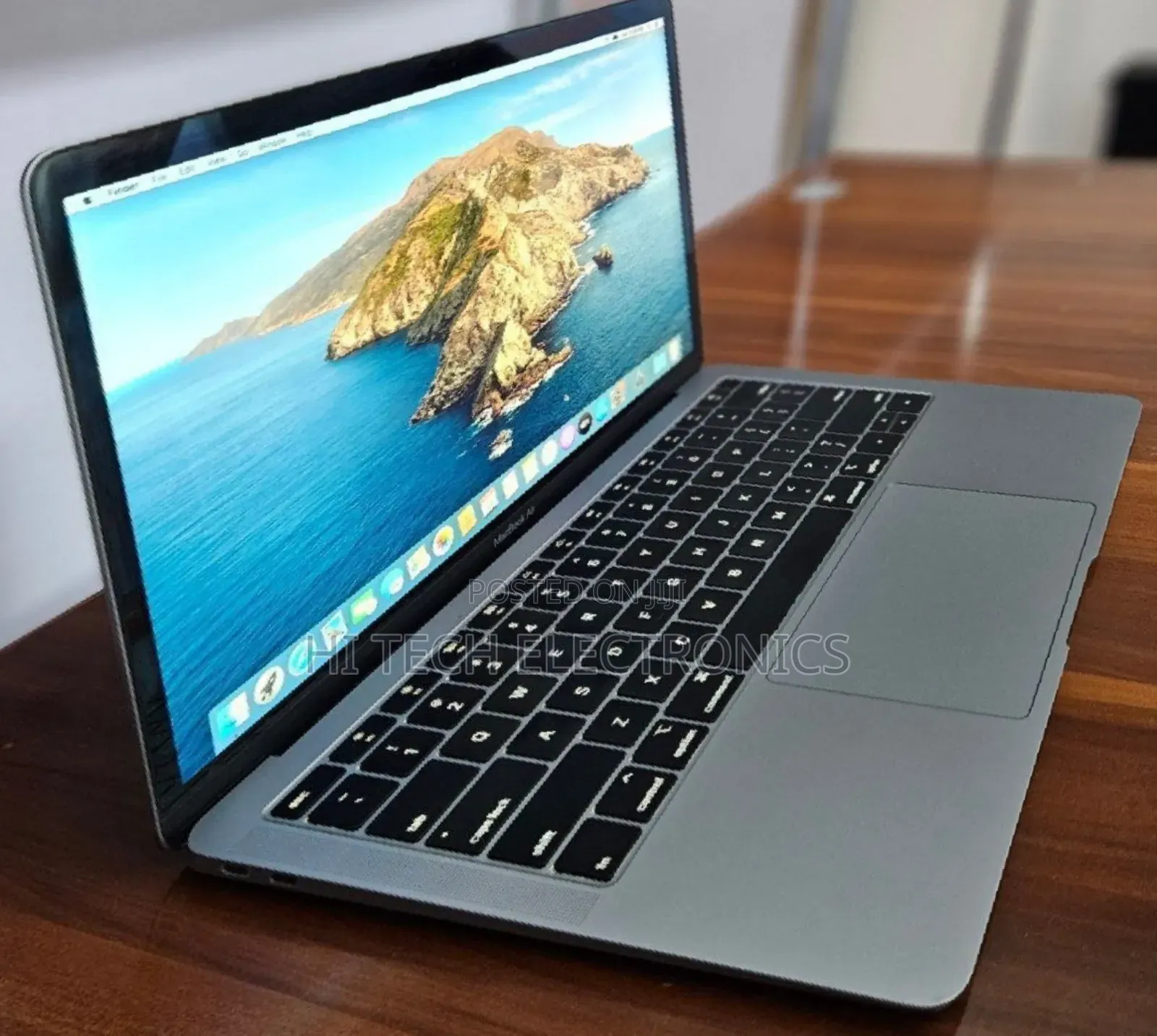 New Laptop Apple MacBook Air 2019 8GB Intel Core I5 SSD 128GB
