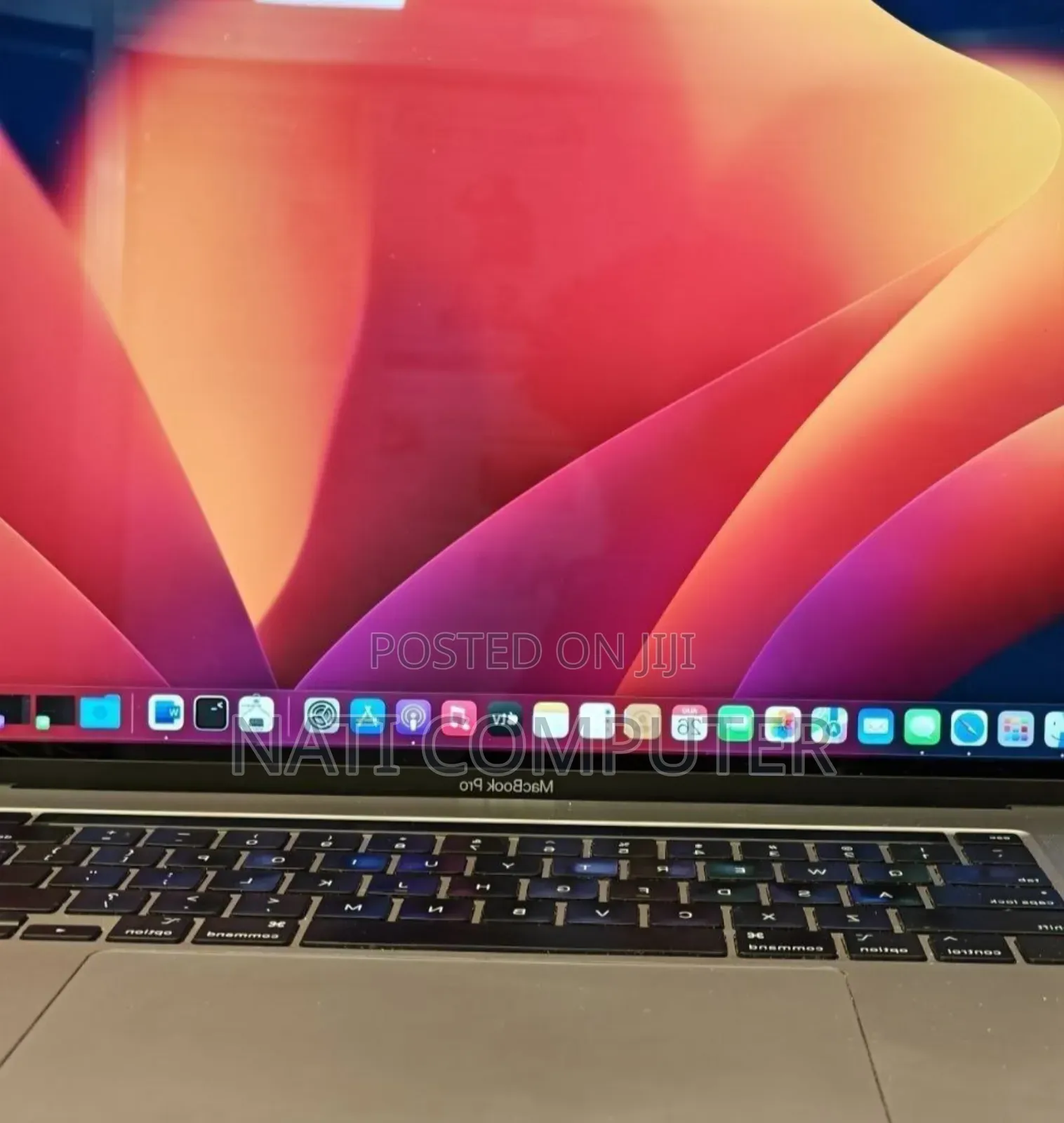 New Laptop Apple MacBook Pro 2019 16GB Intel Core I7 SSD 512GB