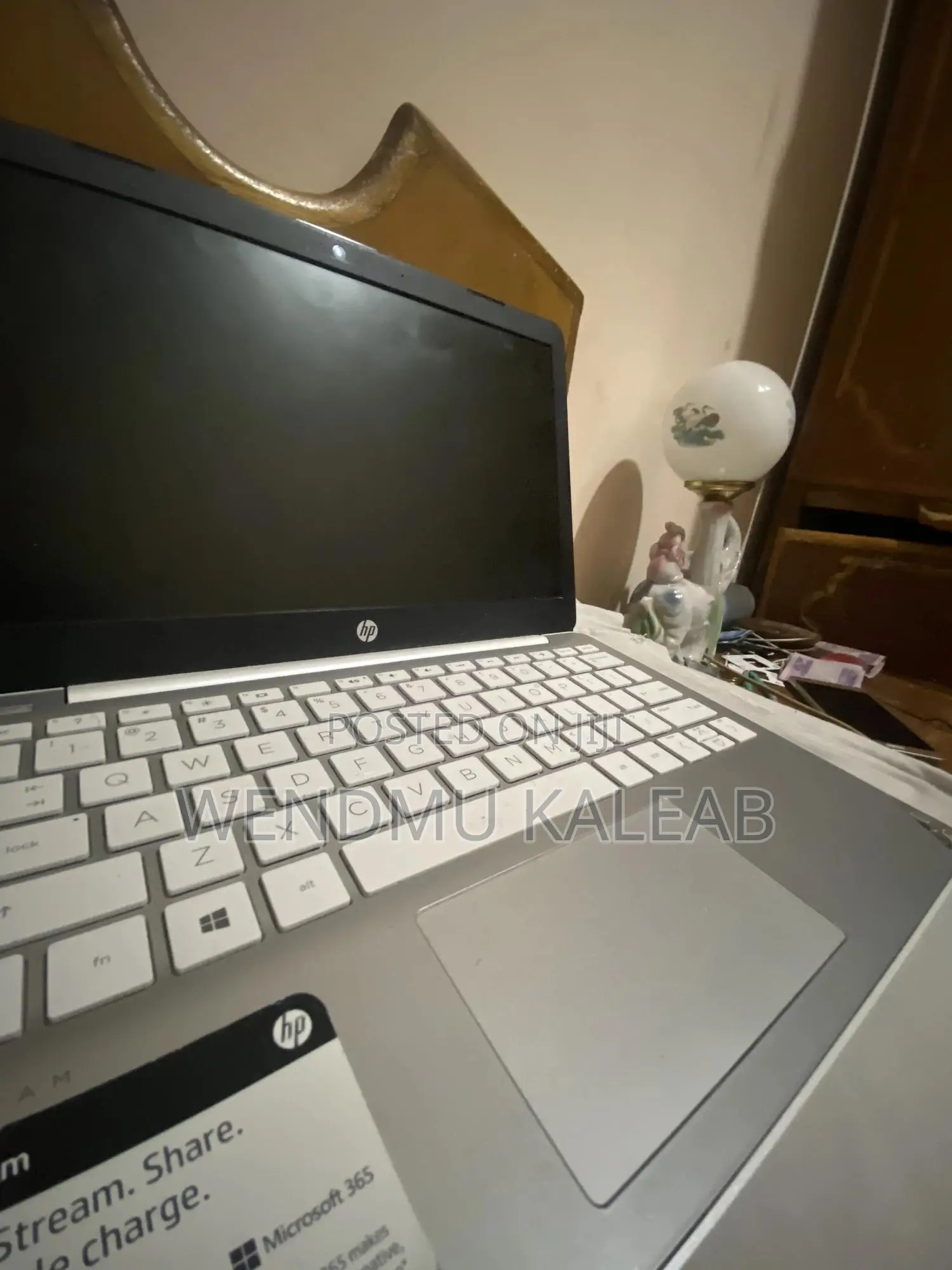 Laptop HP Stream Notebook 4GB Intel Core i9 SSD 32GB