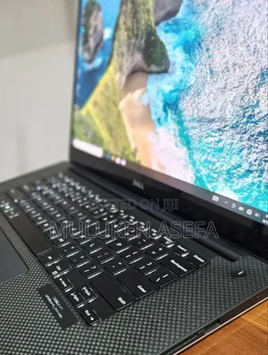 New Laptop Dell XPS 15 16GB Intel Core I7 SSD 512GB