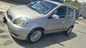 Toyota Vitz 1.0 FWD 5dr 2002 Brown
