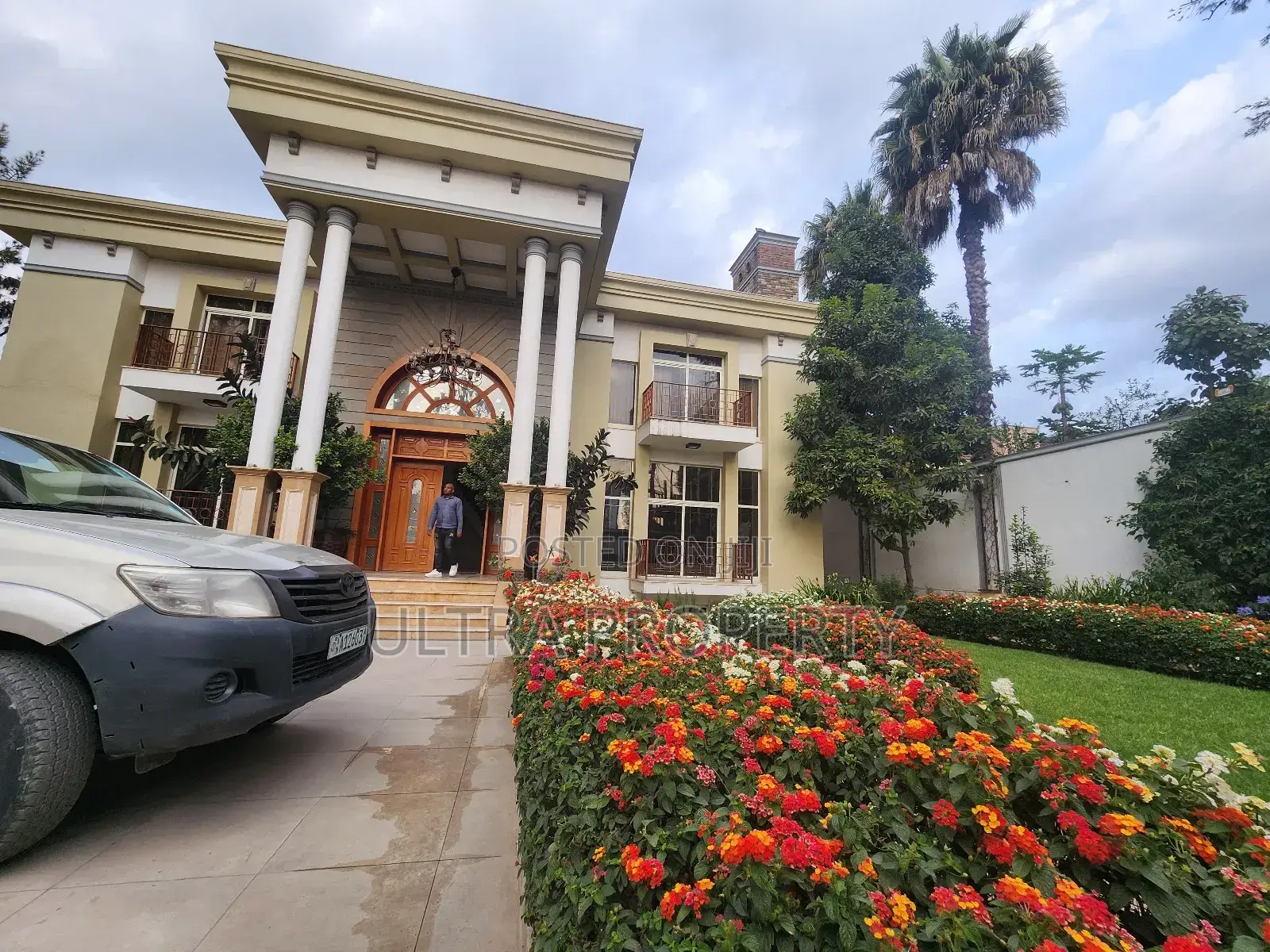 7bdrm House in Bole for rent