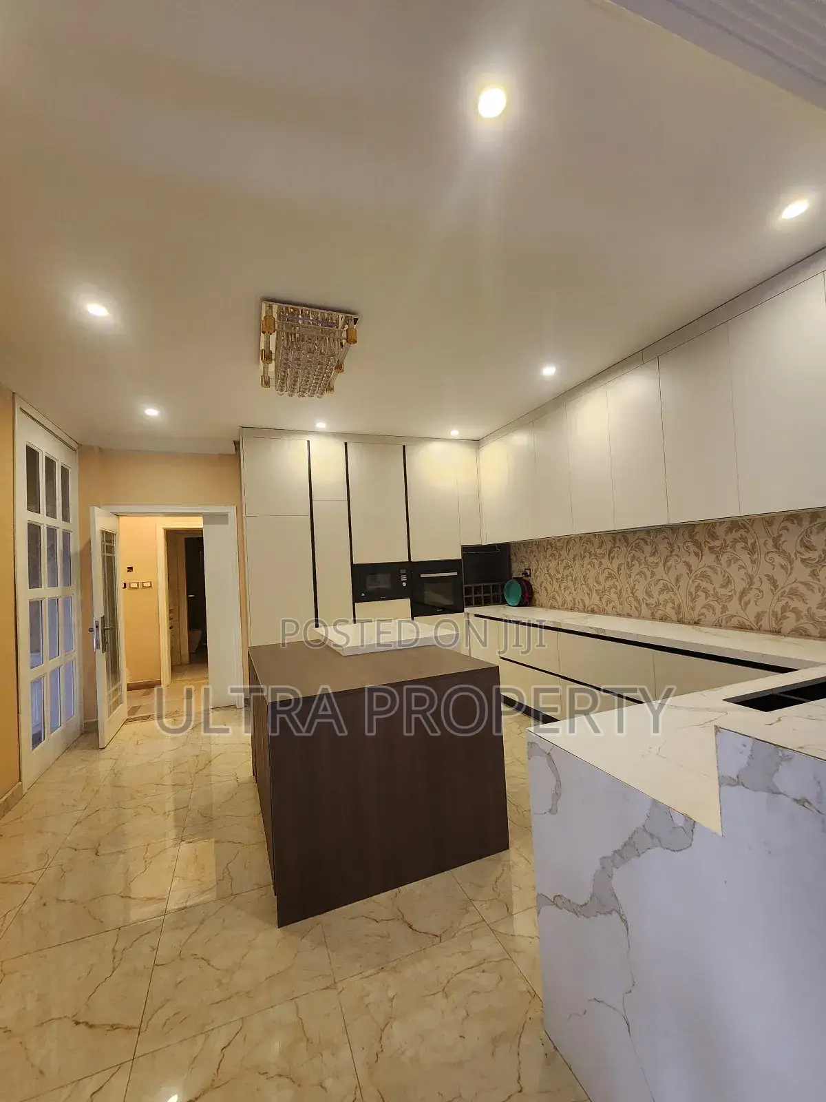 7bdrm House in Bole for rent