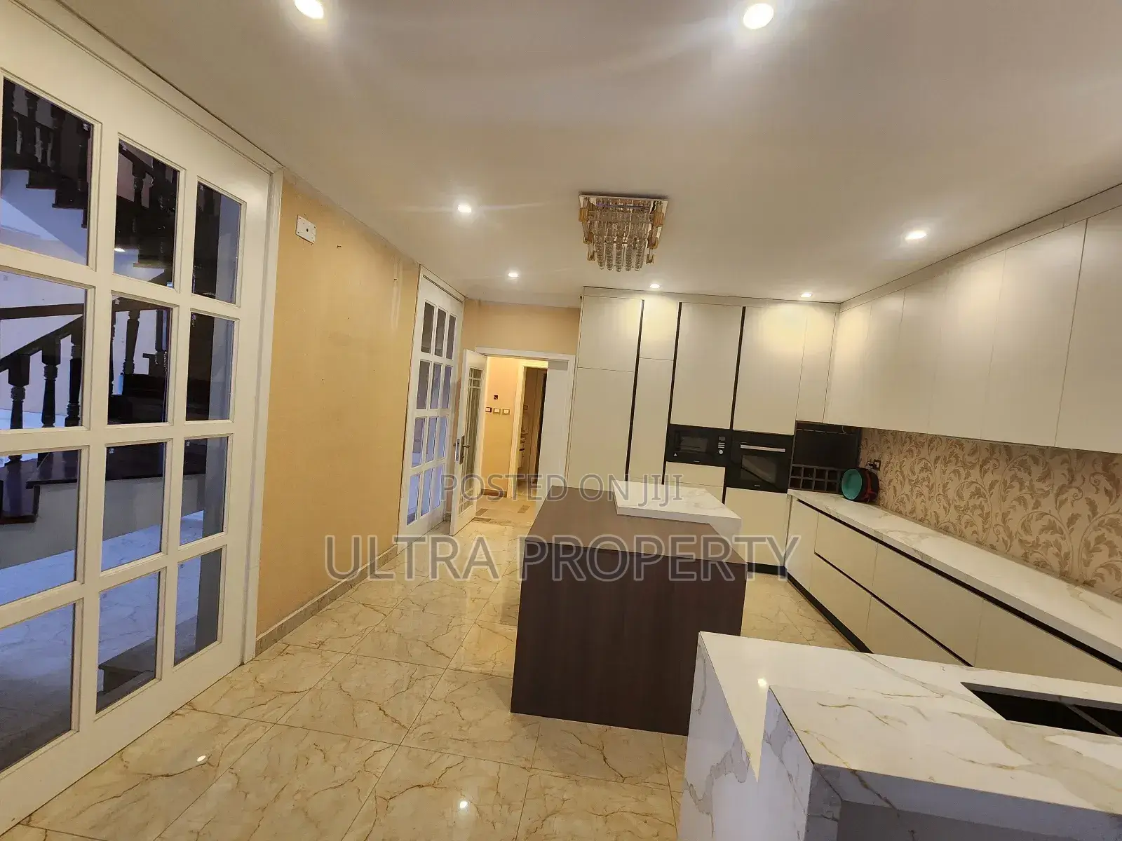 7bdrm House in Bole for rent