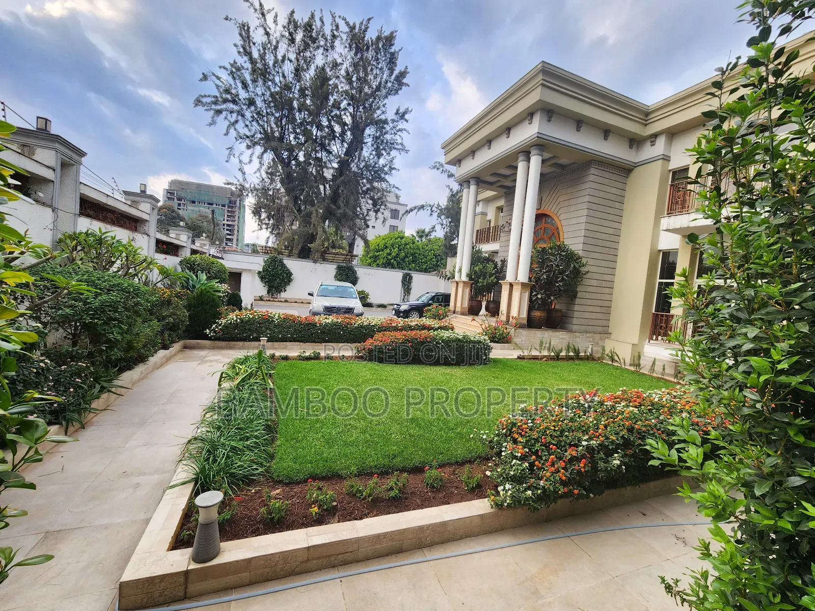 7bdrm House in Bole for rent