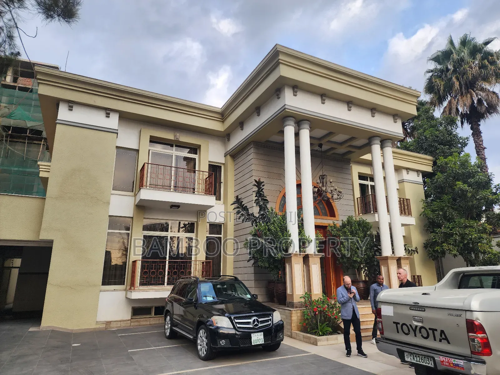 7bdrm House in Bole for rent