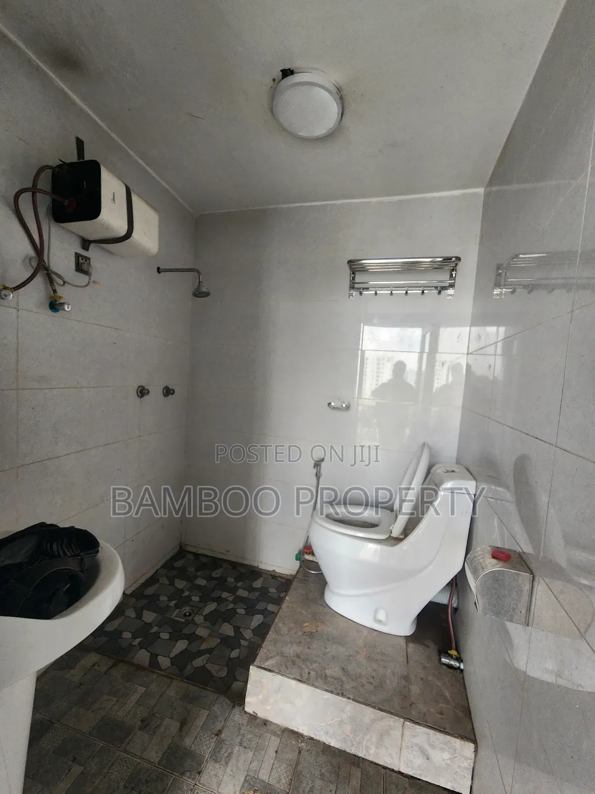 1bdrm Apartment in Bole for rent