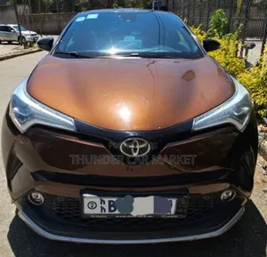 Photo - Toyota C-HR 2018