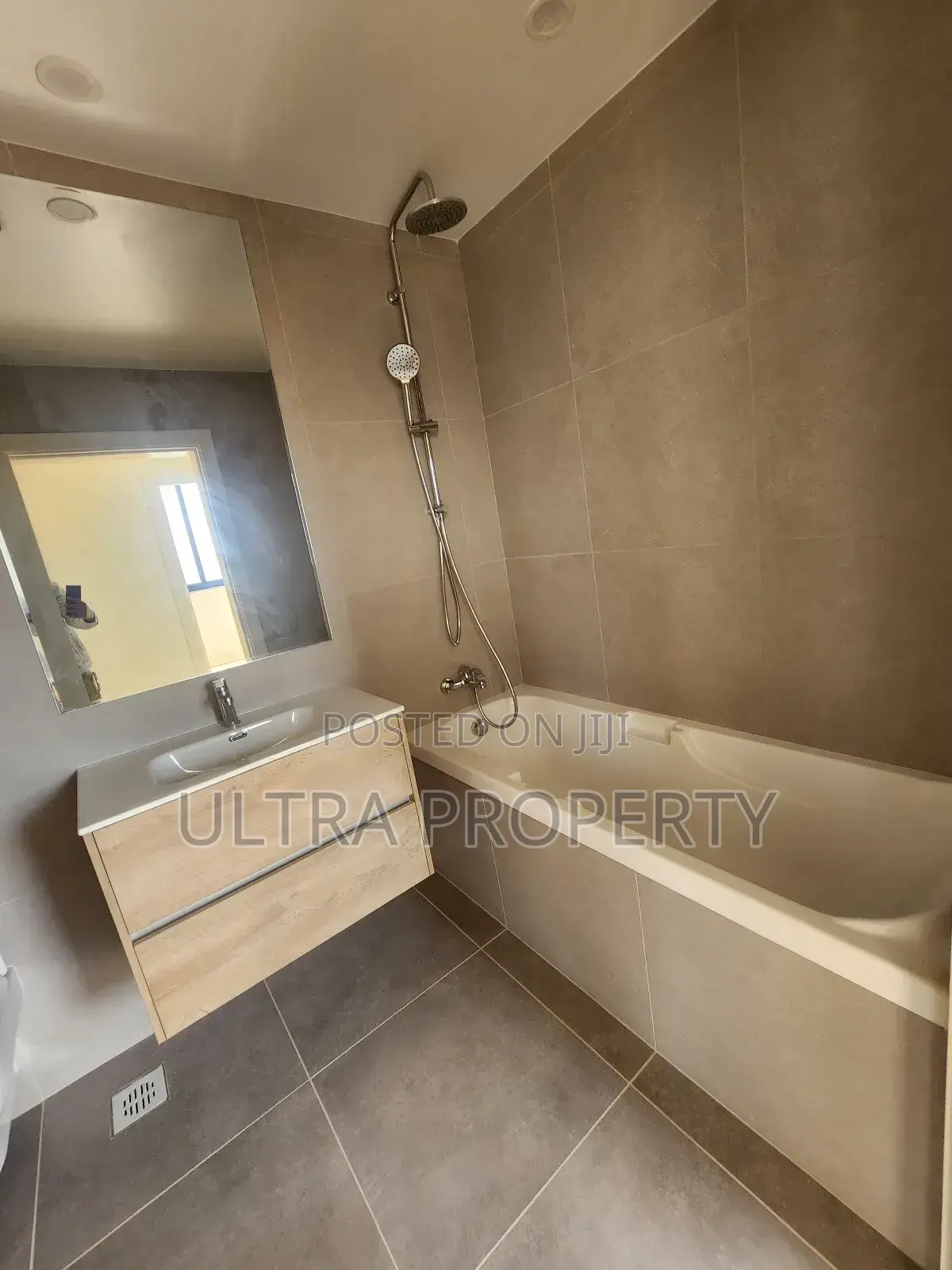 3bdrm Apartment in Eagle Hills Real, Bole for sale