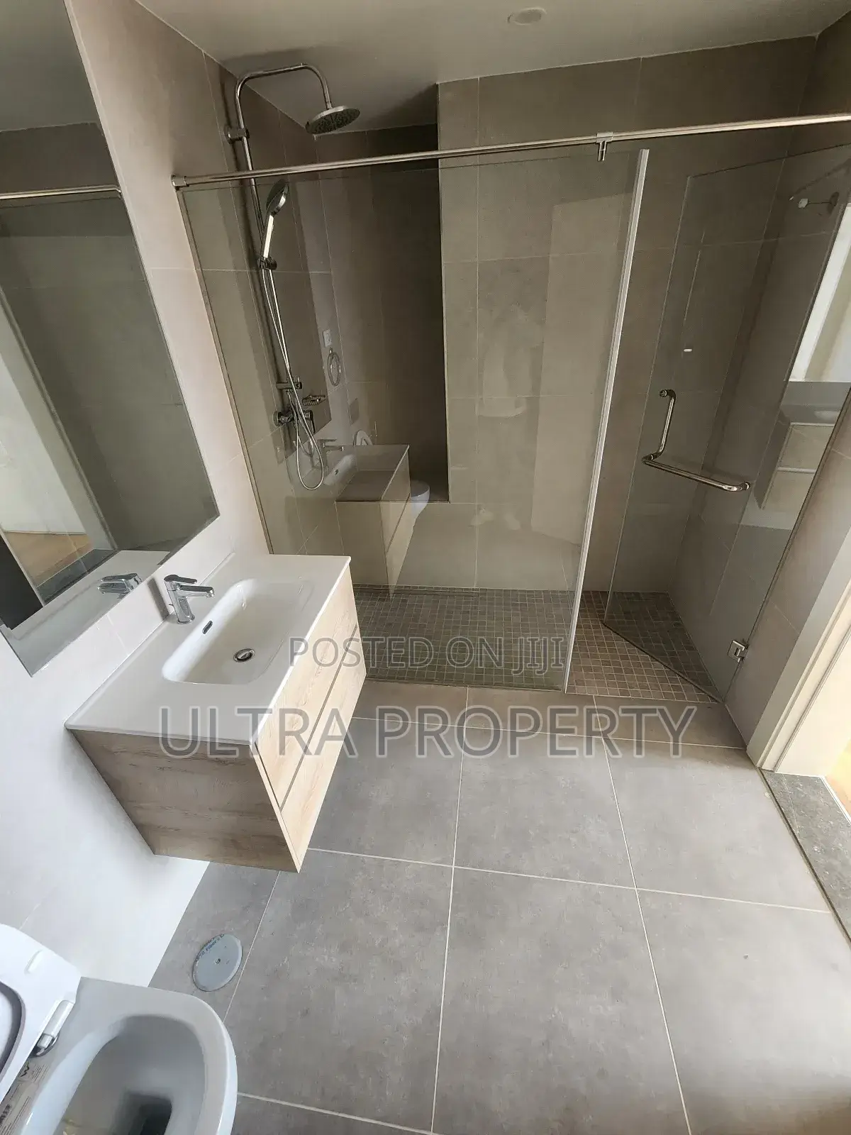 3bdrm Apartment in Eagle Hills Real, Bole for sale