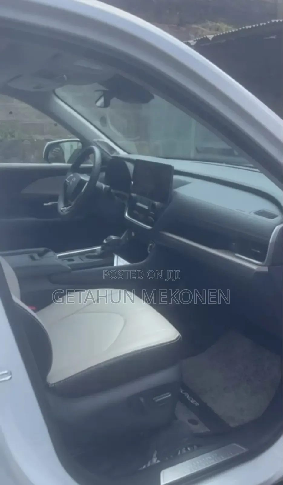 New Toyota Grand Highlander Hybrid 2025 White