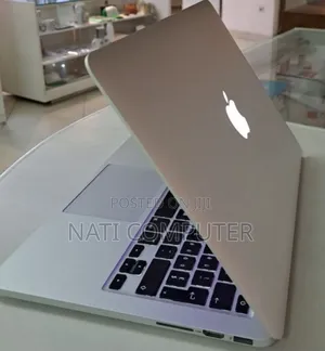 New Laptop Apple MacBook 2015 8GB Intel Core I5 SSD 256GB