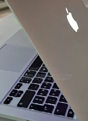 Photo - New Laptop Apple MacBook Pro 2015 8GB Intel Core I5 SSD 256GB